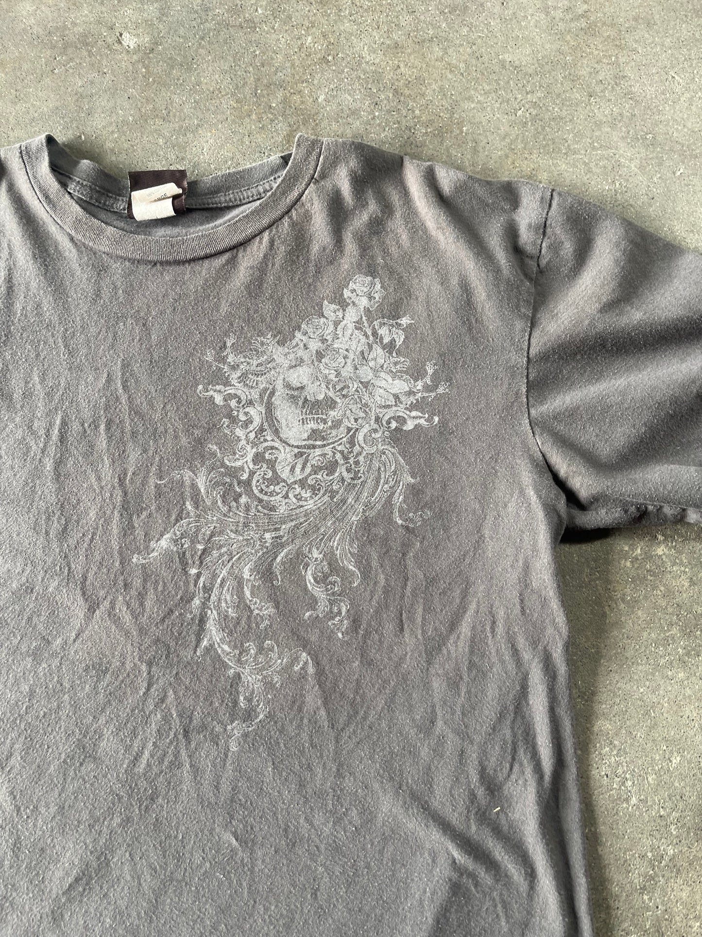 Gray Skull Point Zero T Large