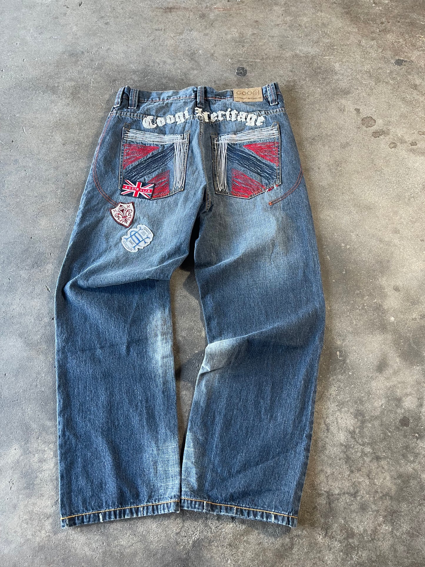 Baggy Coogi Australia Embroidered Jeans 36x32