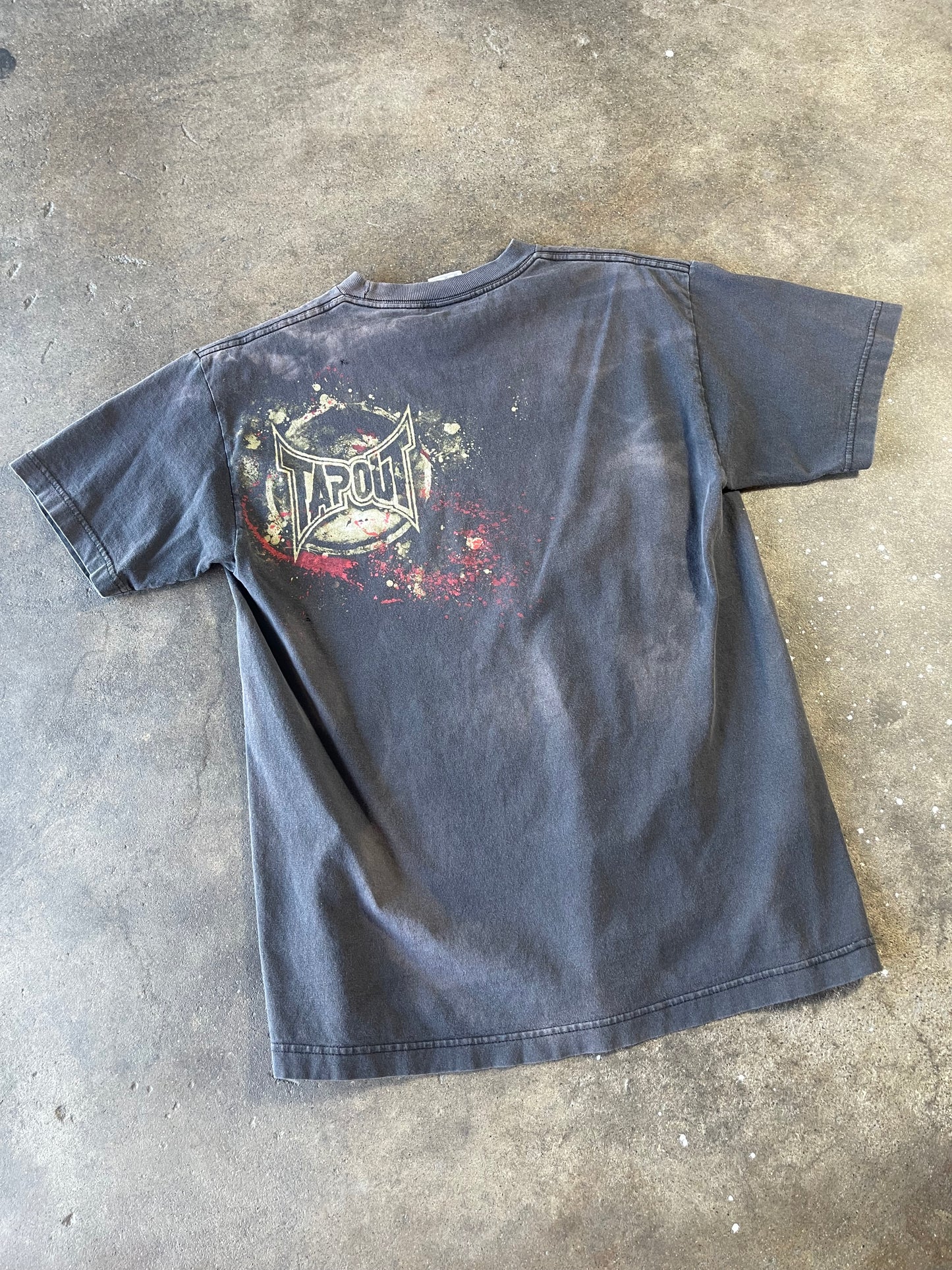 00’s Black Faded Tapout Shirt Medium