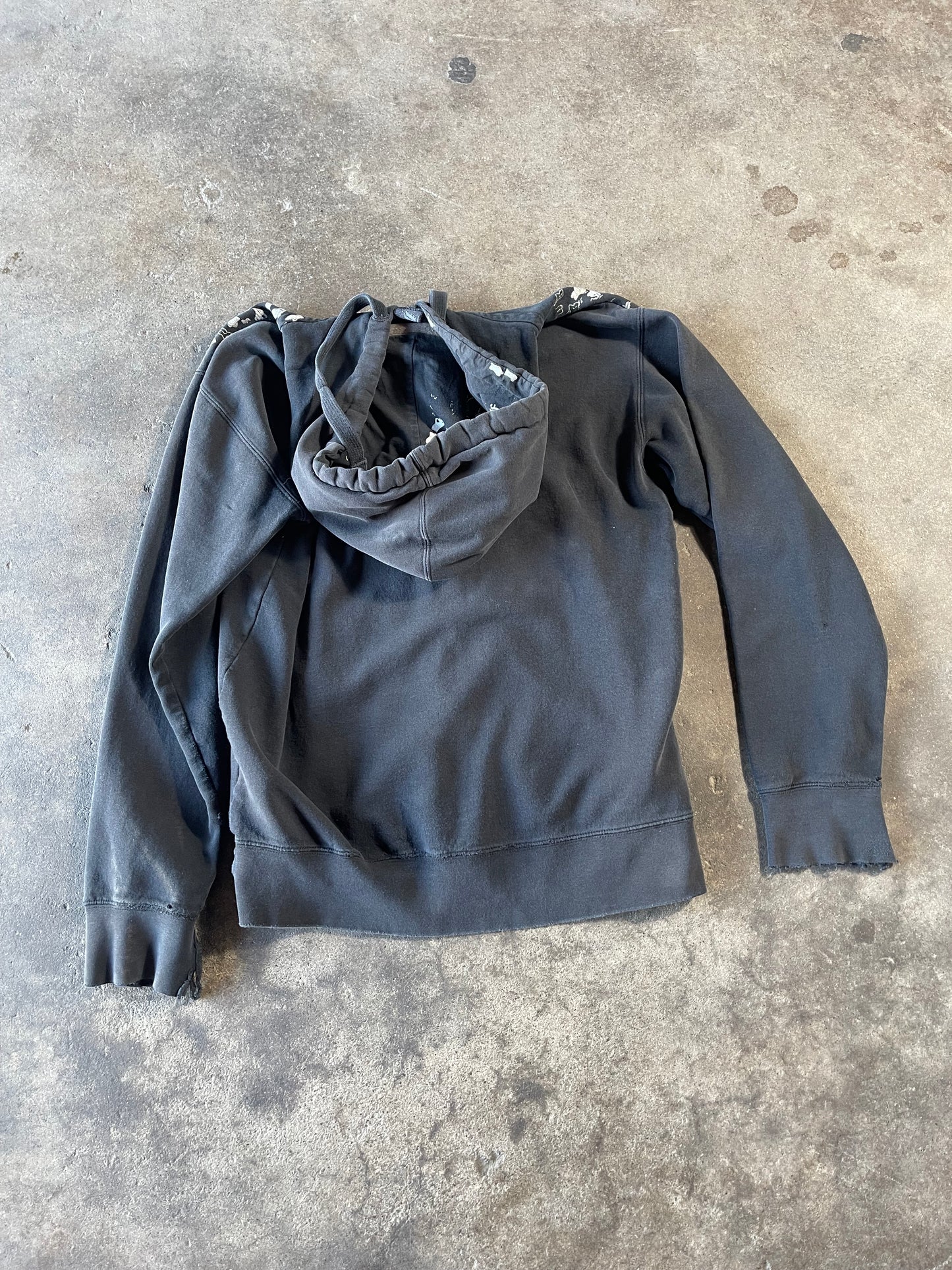 Black Fox Zip Up Large