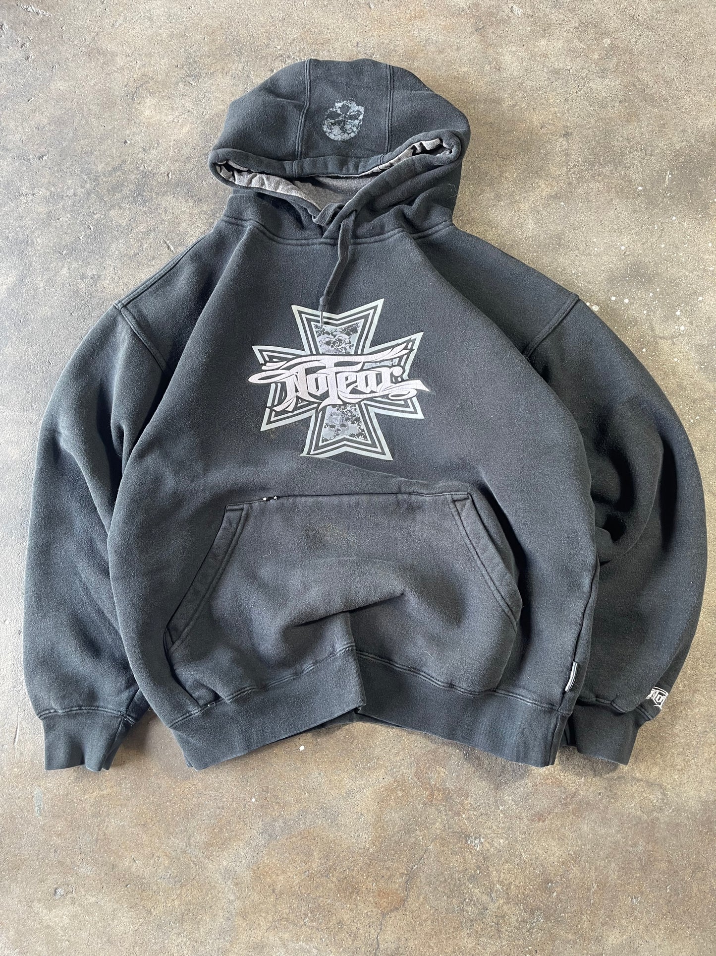 00’s Black No Fear Hoodie Medium