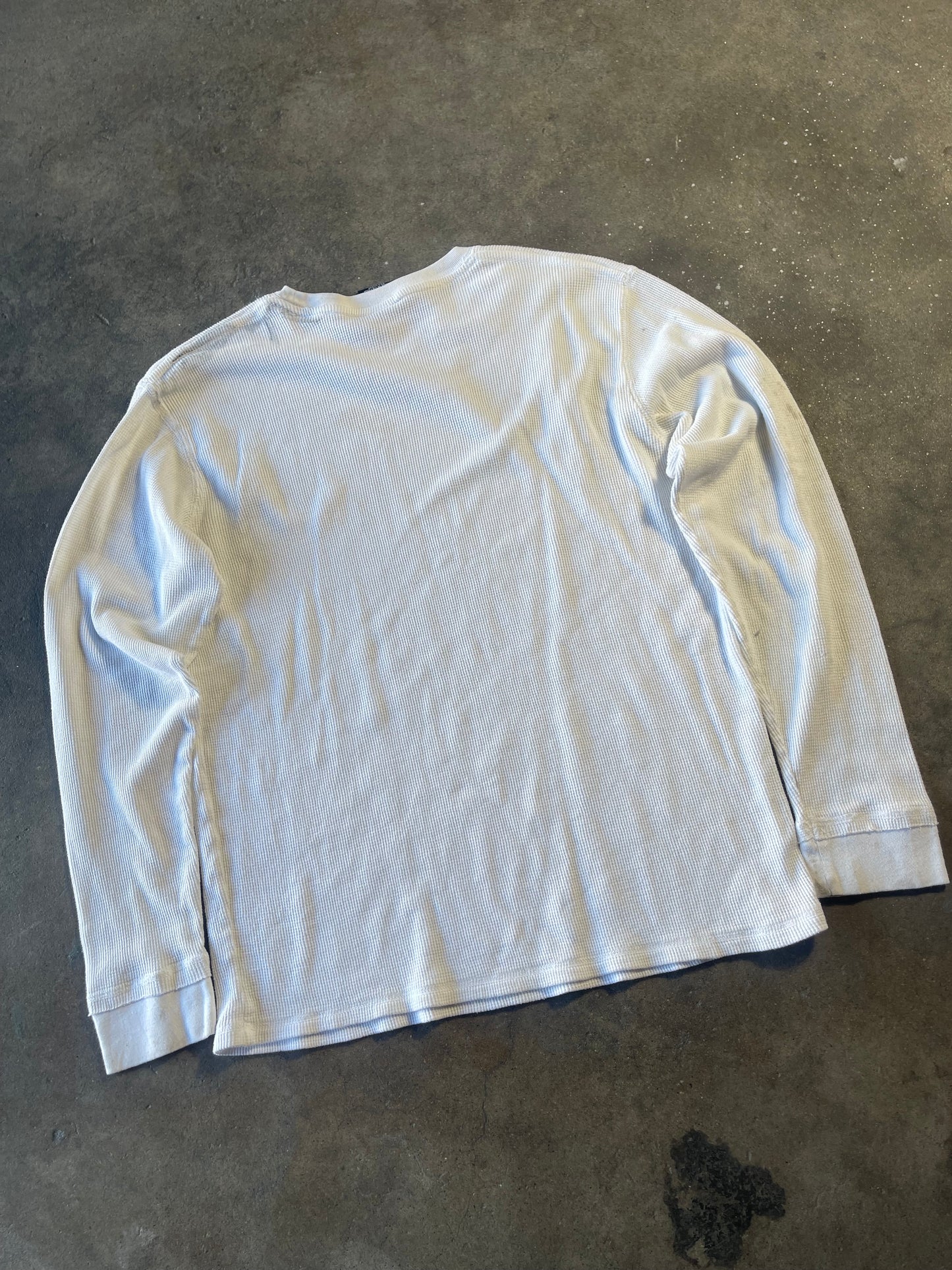 00’s White Hybrid Thermal XL