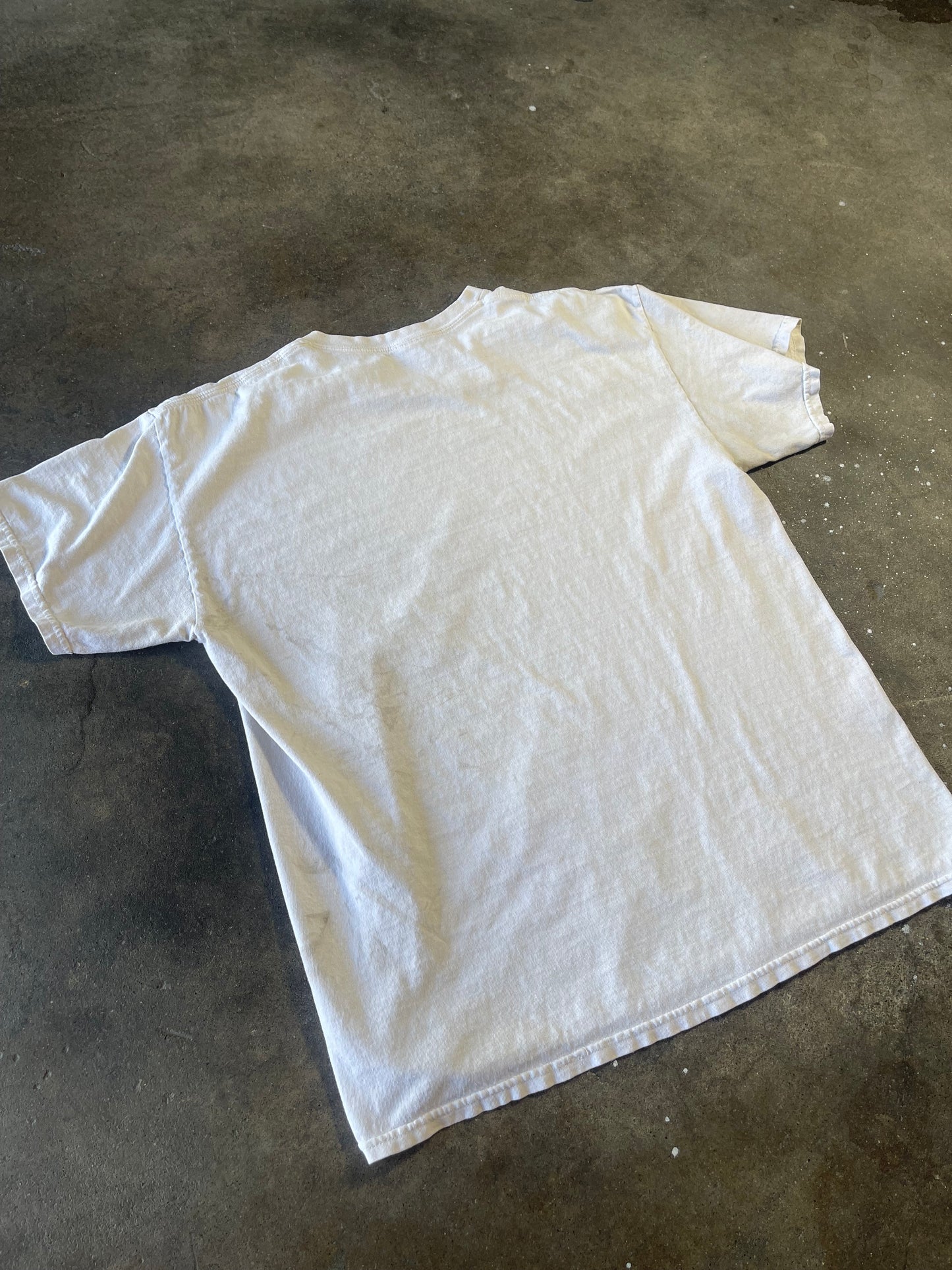 00’s White Skull Shirt Large