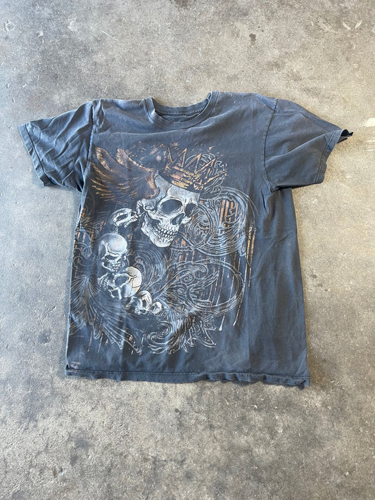 Skull King Sun Faded Distressed T Medium