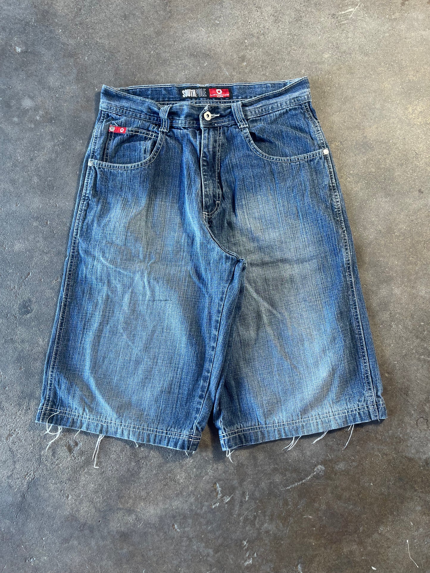 Baggy Distressed Red Tab Southpole Jorts 32