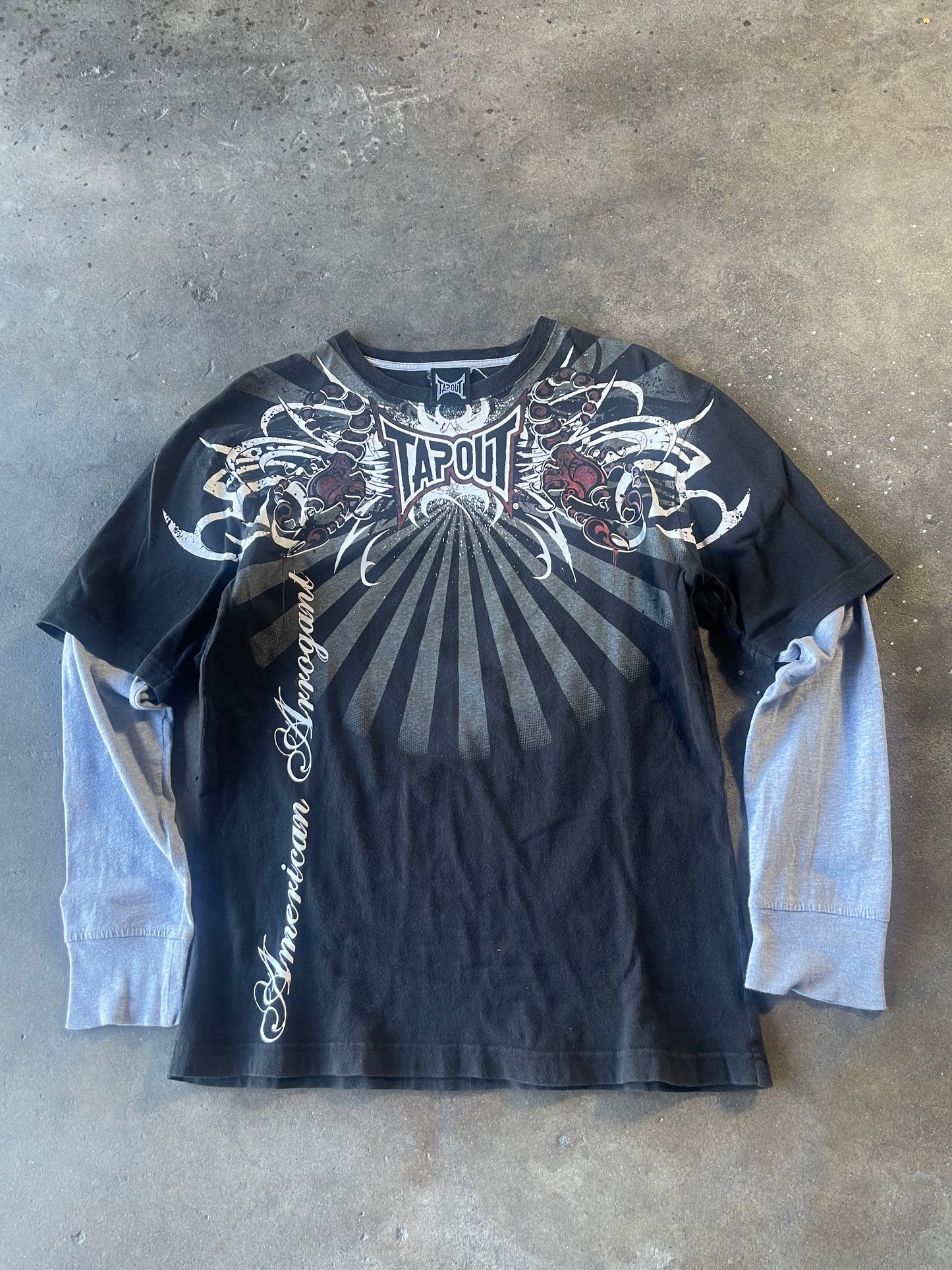 00’s Black Tapout Long Sleeve Large