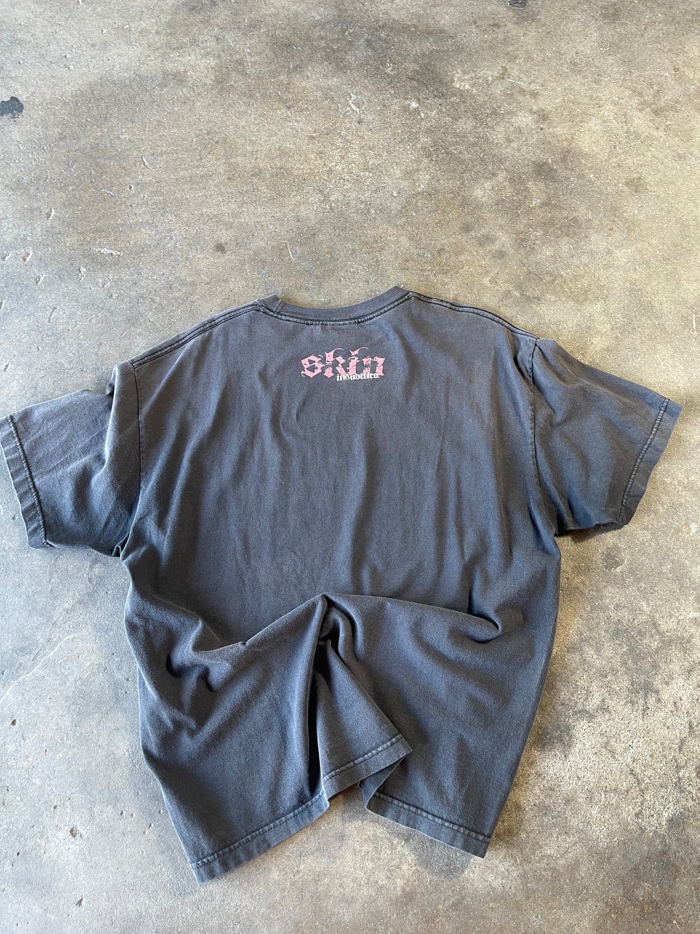 00’s Black Faded Skin Industries Shirt XL