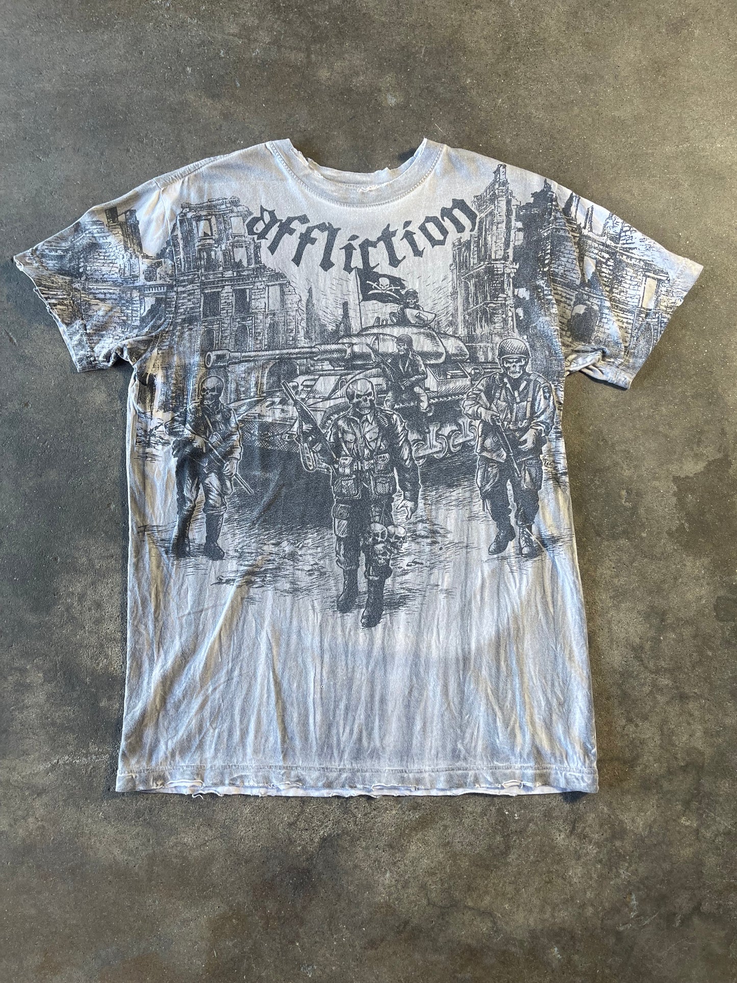 Gray Affliction Undead Warfare Shirt Small