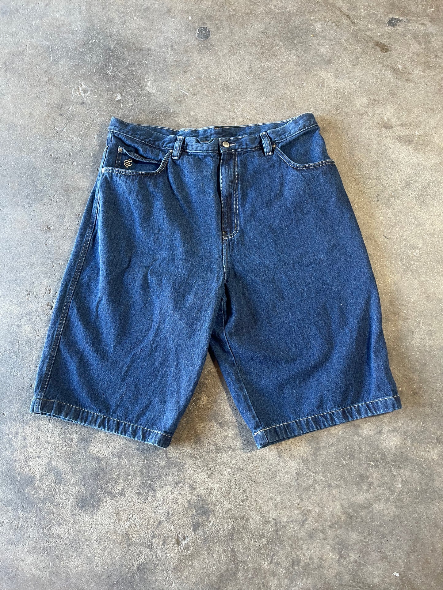 Baggy Rocawear Jorts 38x14